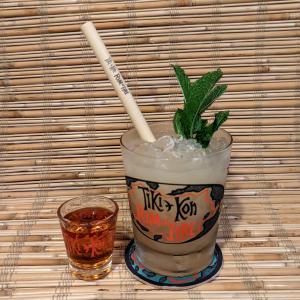 Tiki Kon glassware set